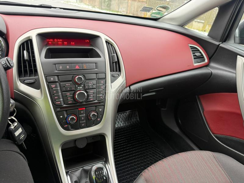 Opel Astra J 1.6 16v T.O.P 90000