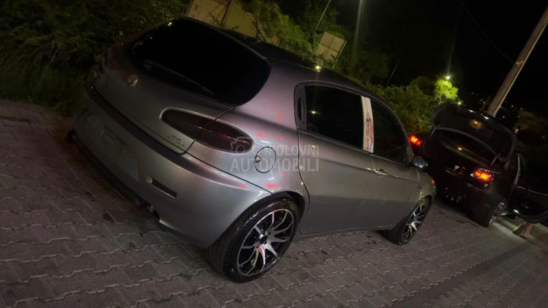 Alfa Romeo 147 
