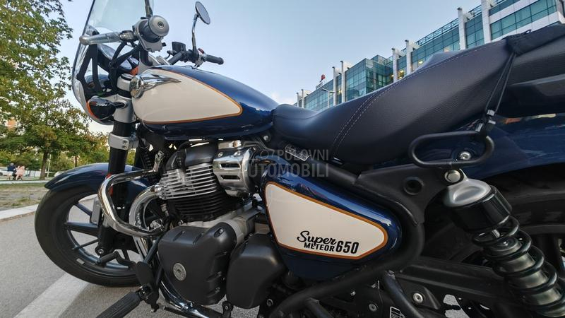 Royal Enfield Super Meteor 650