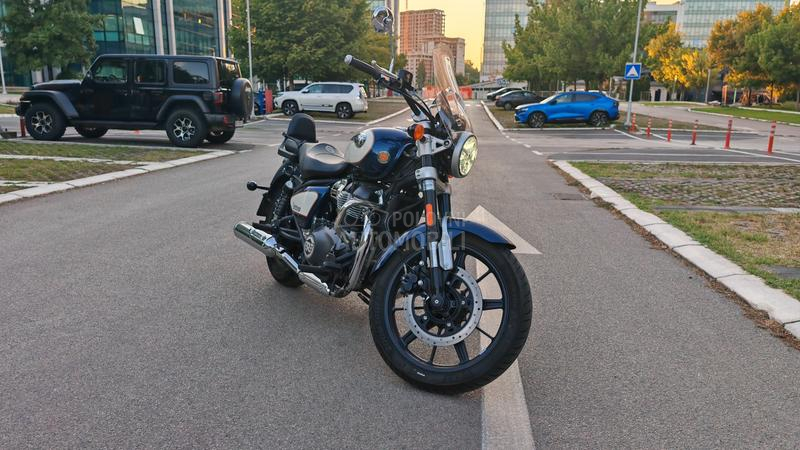 Royal Enfield Super Meteor 650