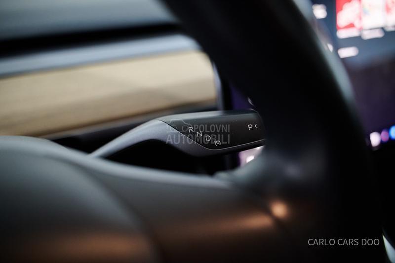Tesla Model 3 Performance od 299e
