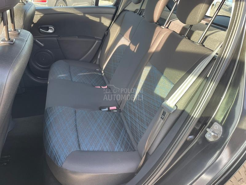 Renault Clio 1.2 16V