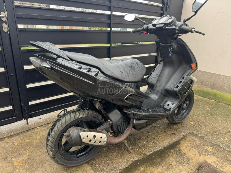 Peugeot Speedfight 2