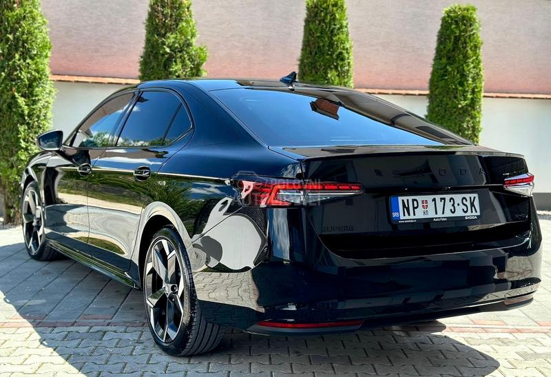 Škoda Superb SPORT LINE / 265 hp
