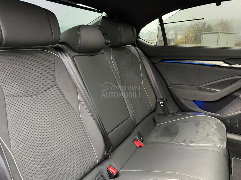 Škoda Superb SPORT LINE / 265 hp