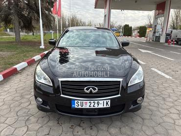 Infiniti M30 D S