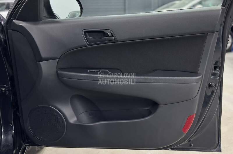 Hyundai i30 1.4b CH