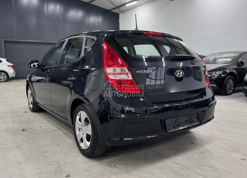 Hyundai i30 1.4b CH