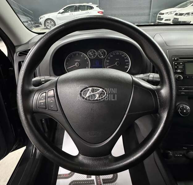 Hyundai i30 1.4b CH