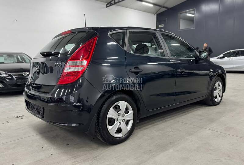 Hyundai i30 1.4b CH