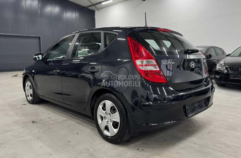 Hyundai i30 1.4b CH