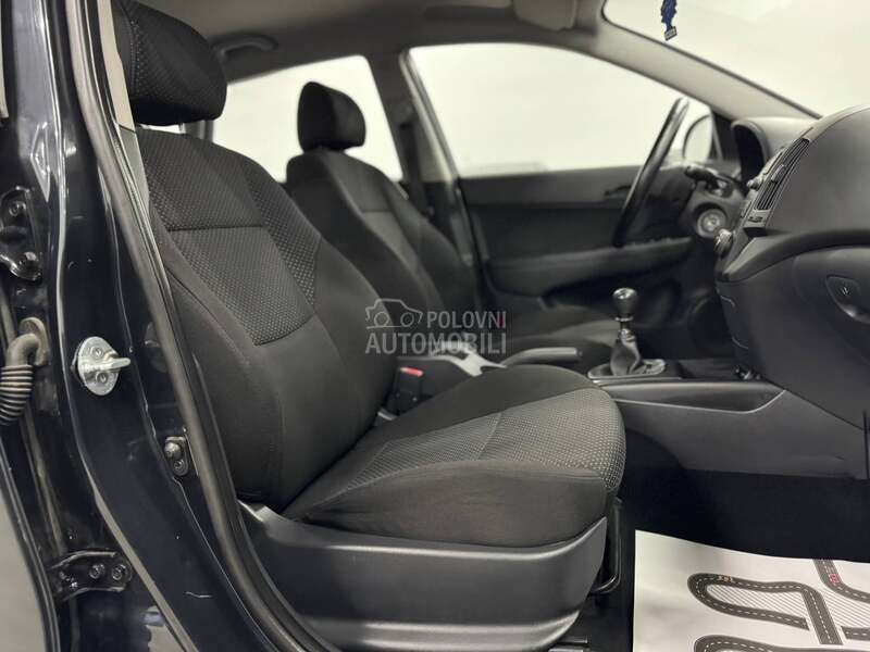 Hyundai i30 1.4b CH