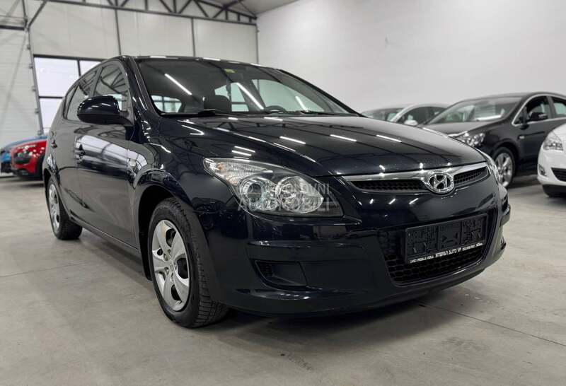Hyundai i30 1.4b CH