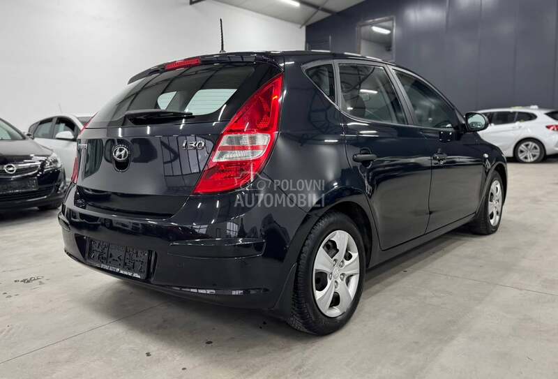 Hyundai i30 1.4b CH