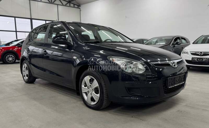 Hyundai i30 1.4b CH