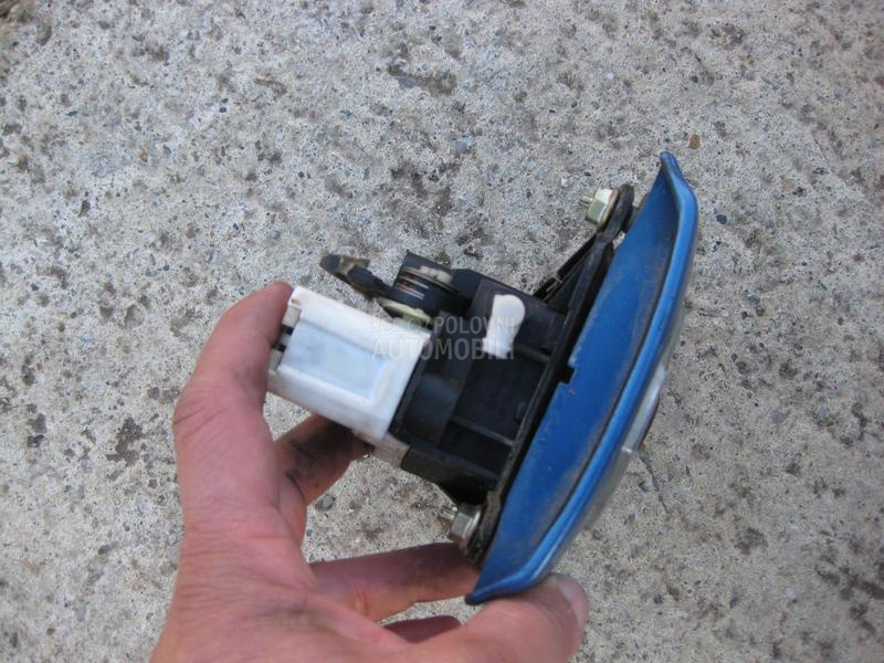 Spoljna brava gepeka sa znakom