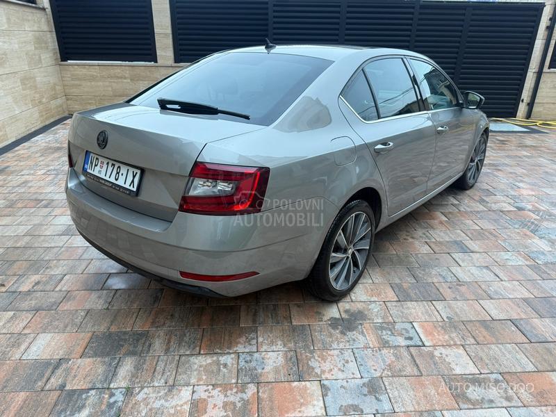 Škoda Octavia 2,0tdi DSG Laurent c
