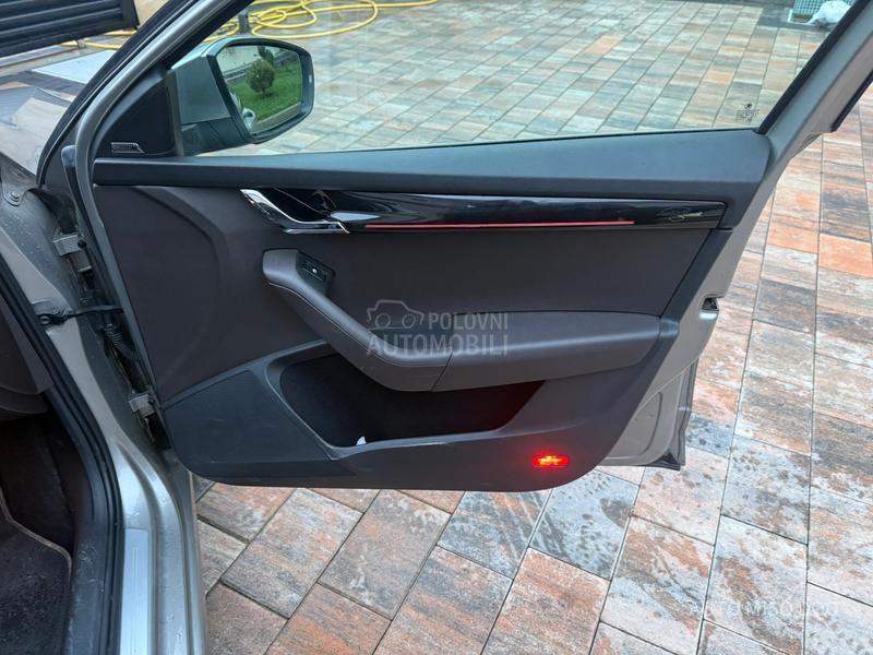 Škoda Octavia 2,0tdi DSG Laurent c