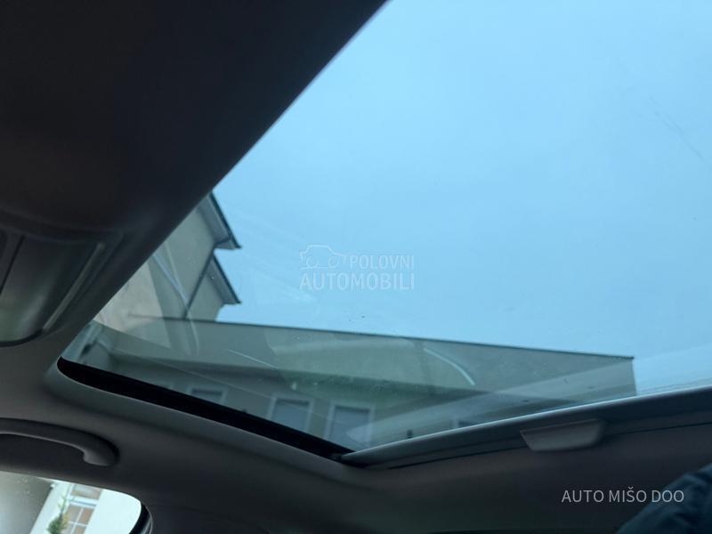 Škoda Octavia 2,0tdi DSG Laurent c