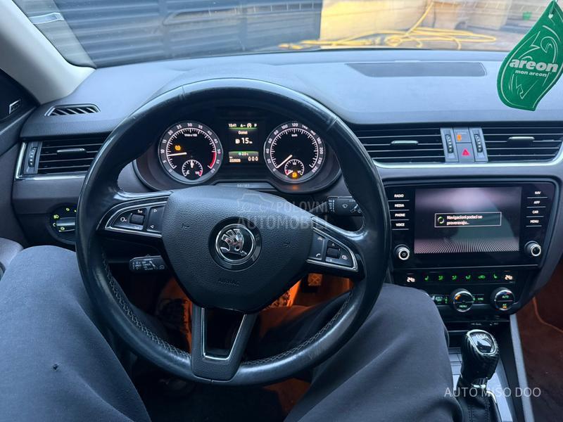 Škoda Octavia 2,0tdi DSG Laurent c