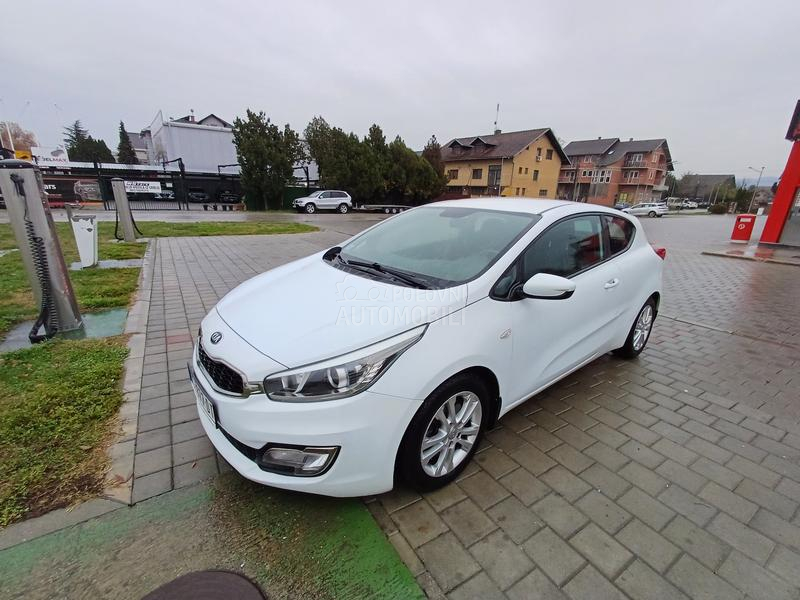 Kia pro_cee`d 