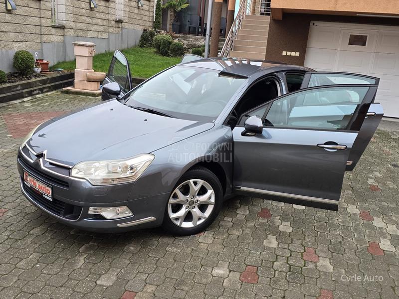 Citroen C5 NEMA BOLJI U SRB