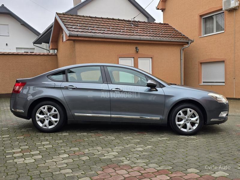 Citroen C5 NEMA BOLJI U SRB