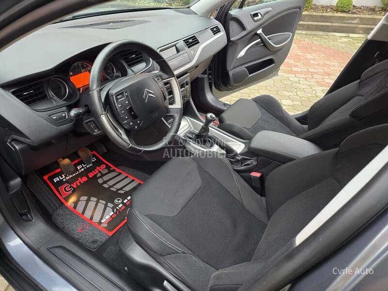 Citroen C5 NEMA BOLJI U SRB