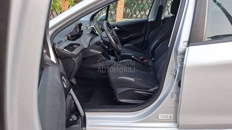 Peugeot 208 1.4 HDI NOV, NOV
