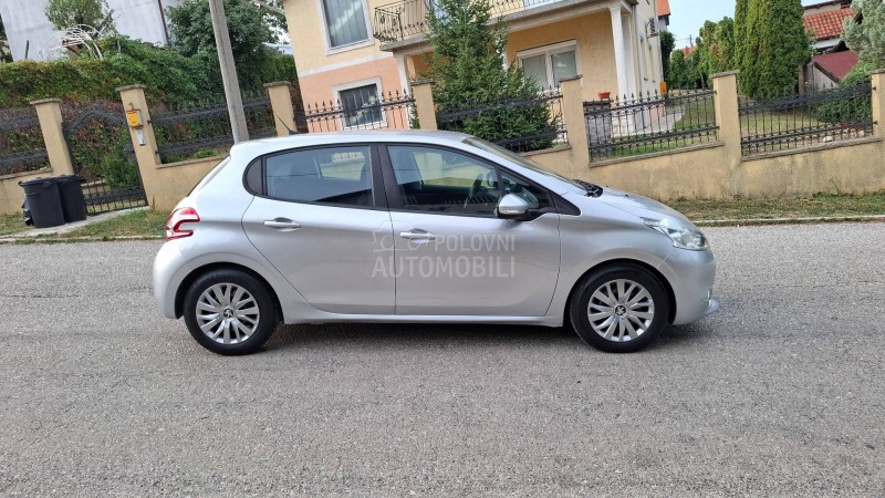Peugeot 208 1.4 HDI NOV, NOV
