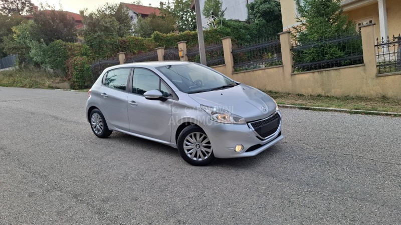 Peugeot 208 1.4 HDI NOV, NOV