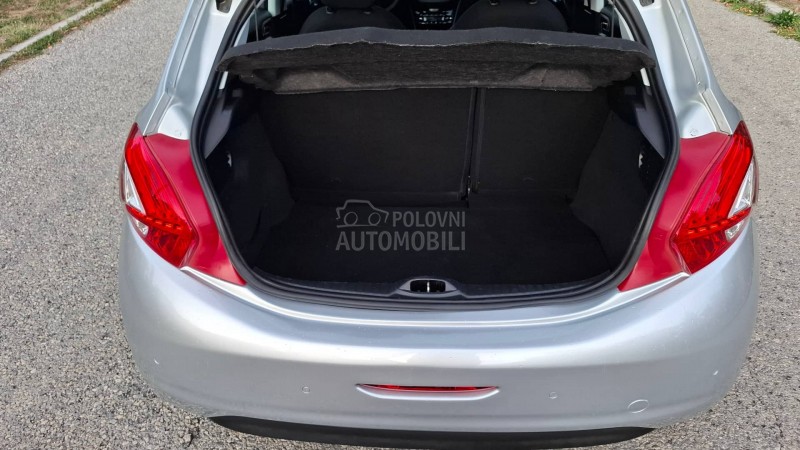 Peugeot 208 1.4 HDI NOV, NOV