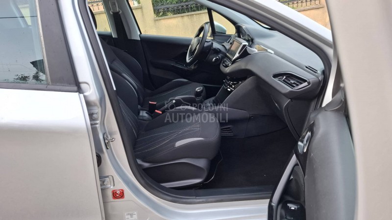 Peugeot 208 1.4 HDI NOV, NOV