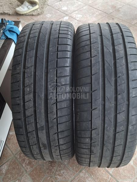 Petlas 225/45 R19 Letnja