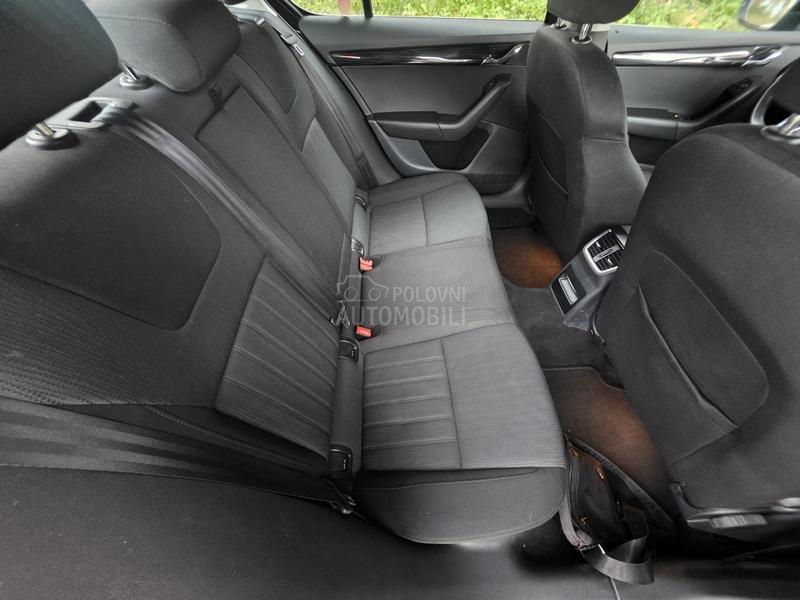 Škoda Octavia 1.6 TDI STYLE