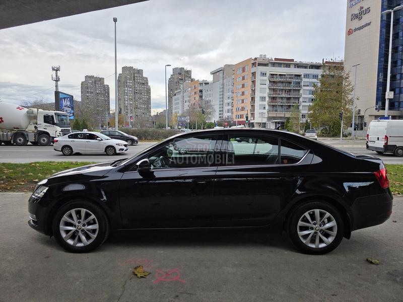 Škoda Octavia 1.6 TDI STYLE