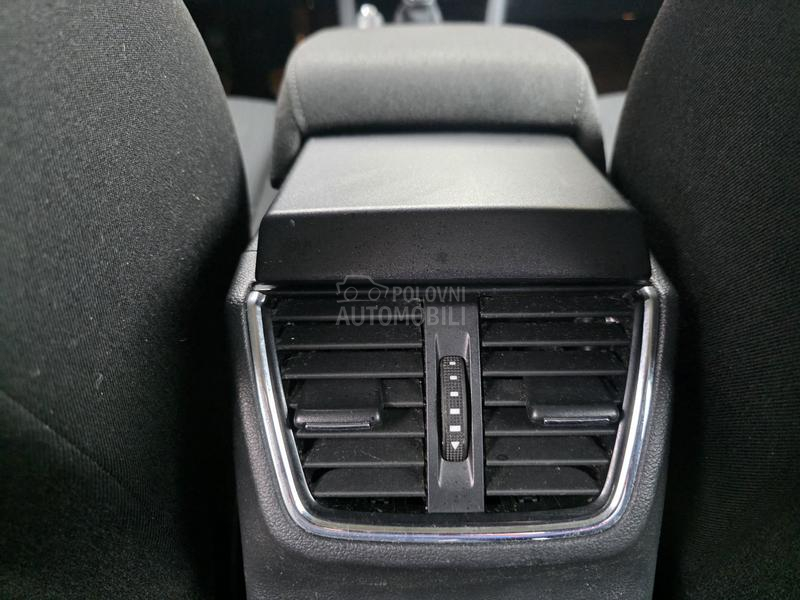 Škoda Octavia 1.6 TDI STYLE