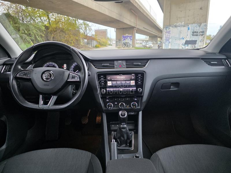 Škoda Octavia 1.6 TDI STYLE