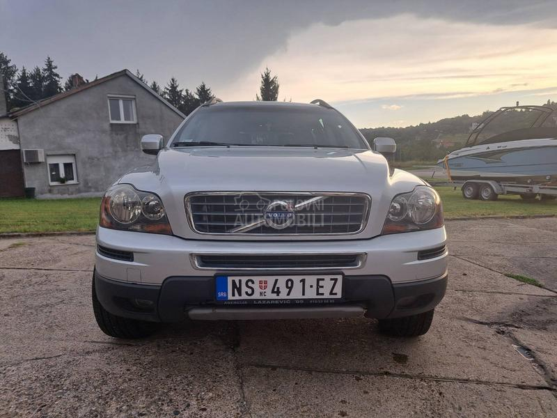 Volvo XC90 