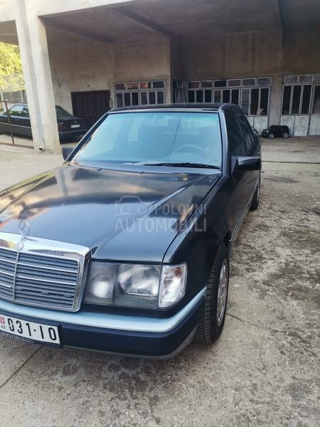 Mercedes Benz W124 250D