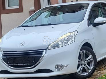 Peugeot 208 1.4 HDI LED-N.A.V.I