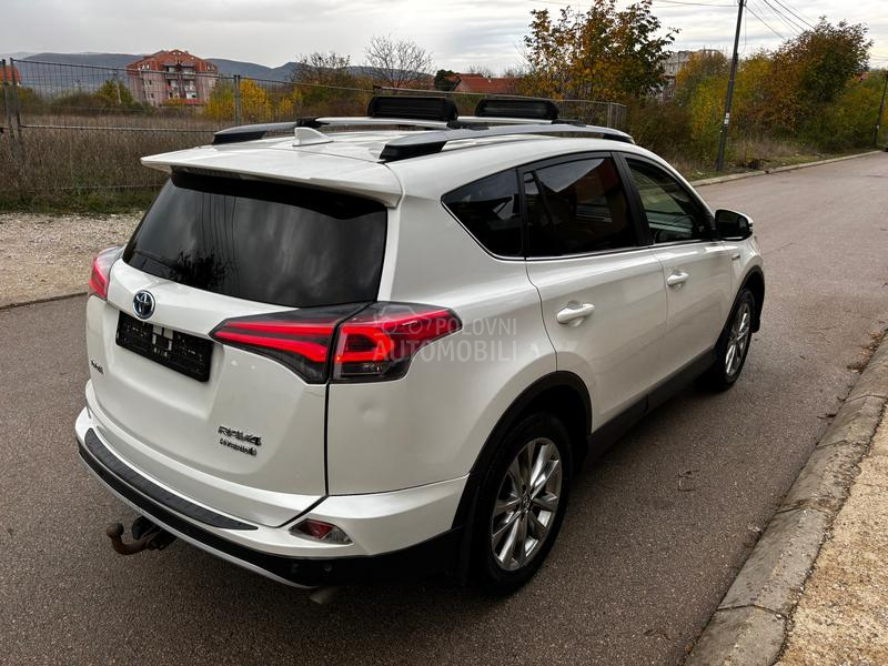 Toyota RAV 4 2.5Hybrid