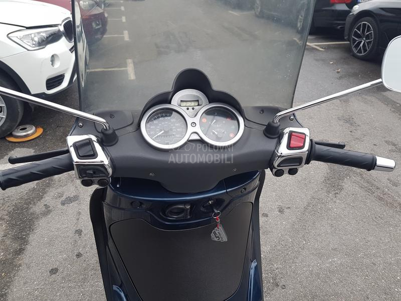 Piaggio Beverly