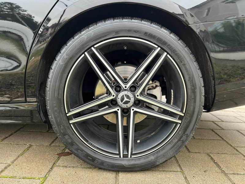 Mercedes Benz E 220 d 4Matic