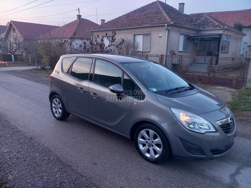 Opel Meriva 1.3 CDTI