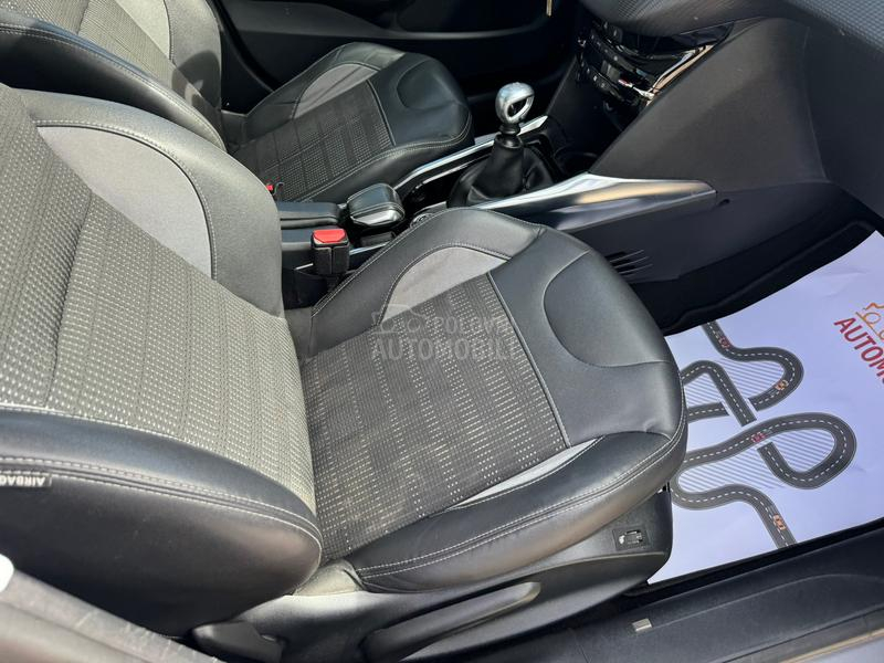 Peugeot 2008 1,6hdi allure