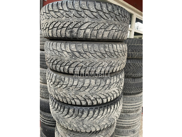 Nokian 215/65 R17 Zimska