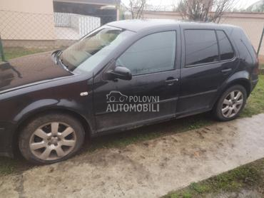 Volkswagen Golf 4 2001. god. -  kompletan auto u delovima