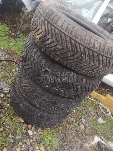 Taurus 215/55 R16 Zimska