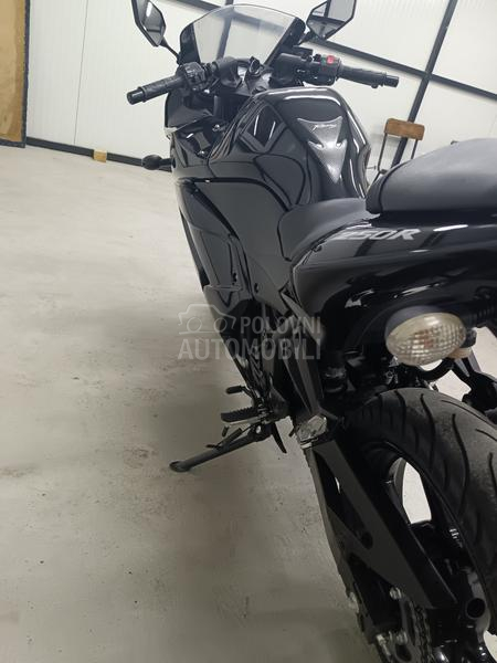 Kawasaki Ninja 250r